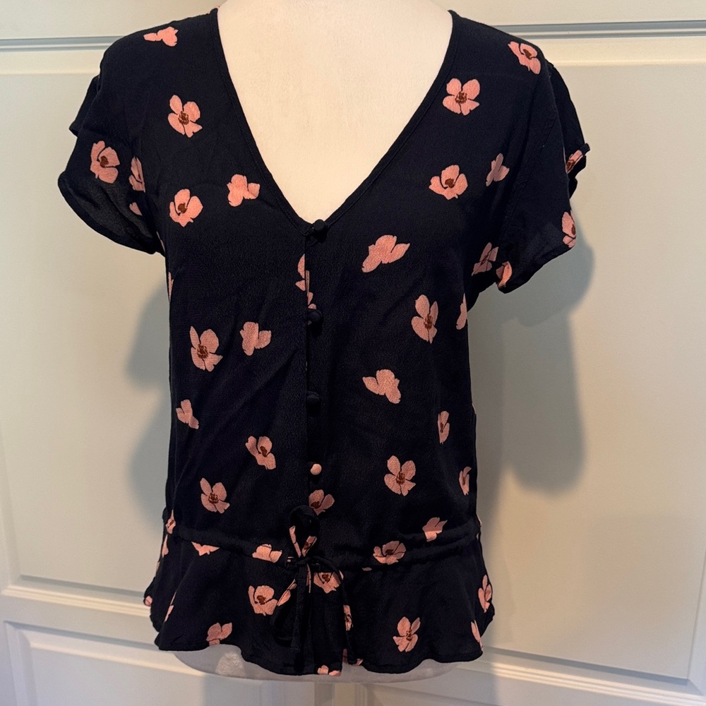 EUC Rails Navy and Pink Women's Top